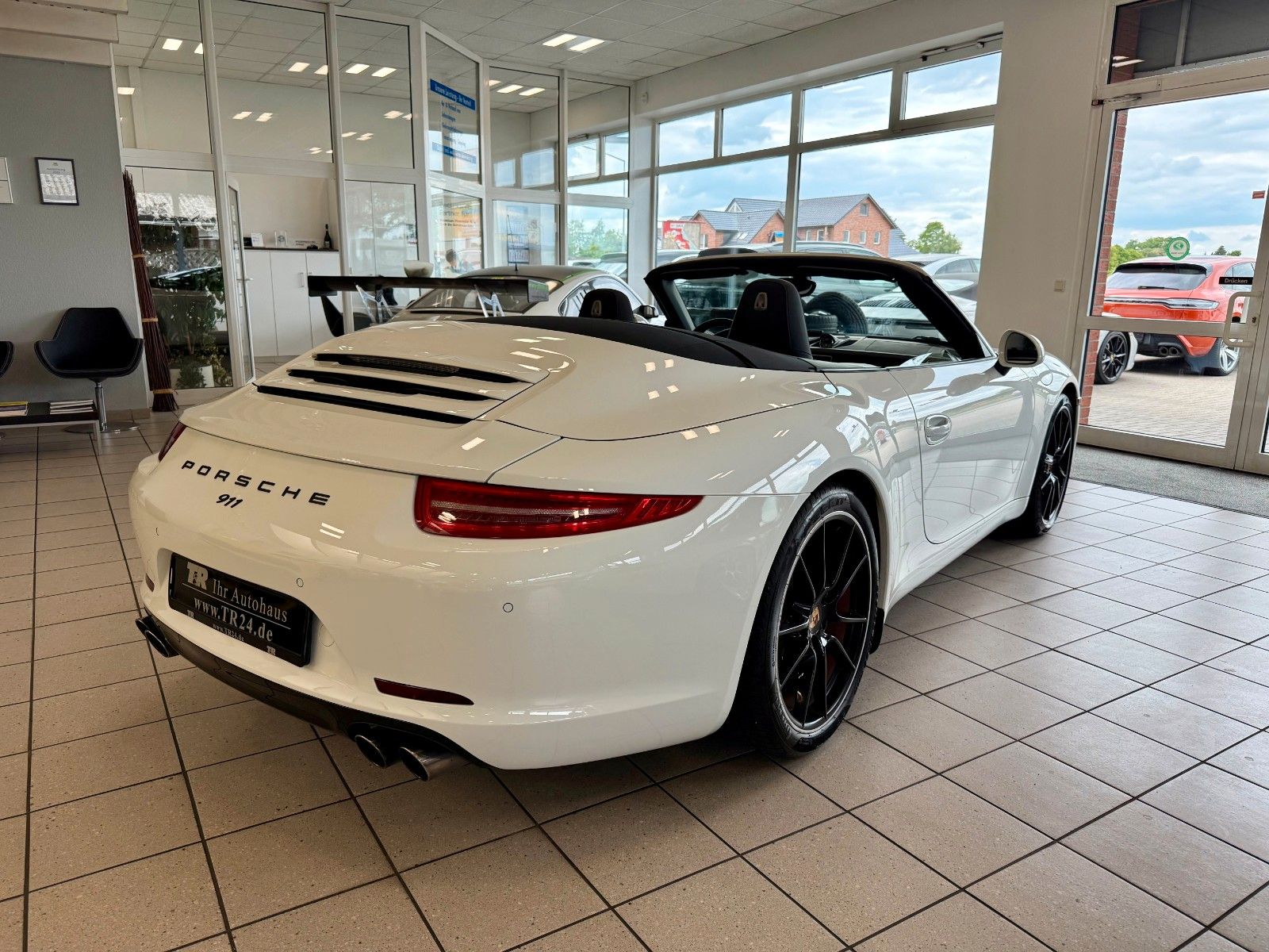 Fahrzeugabbildung Porsche 911 991 Carrera S Cabrio PDK Sportabgas/BOSE/50J