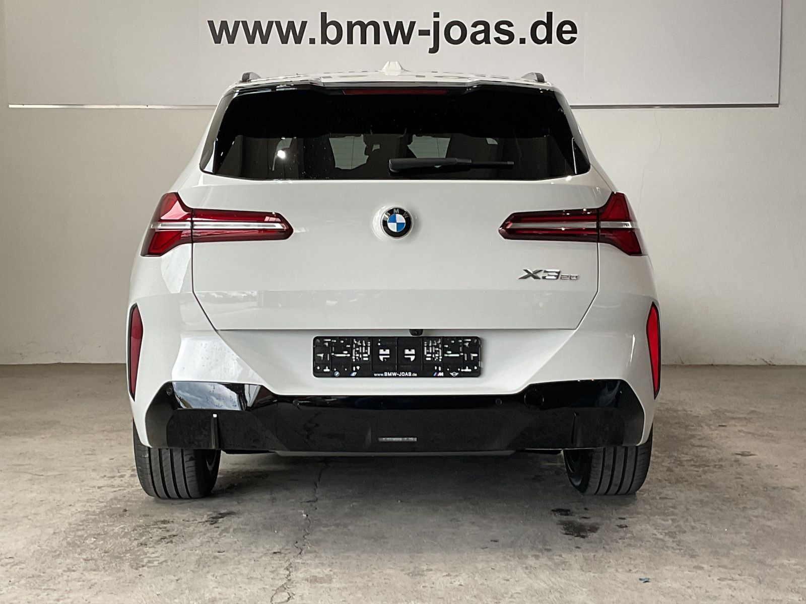 Fahrzeugabbildung BMW X3 20 xDrive Harman Kardon Surround System, Lenk