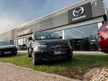 FIAT 500e  3+1 Limousine 118PS