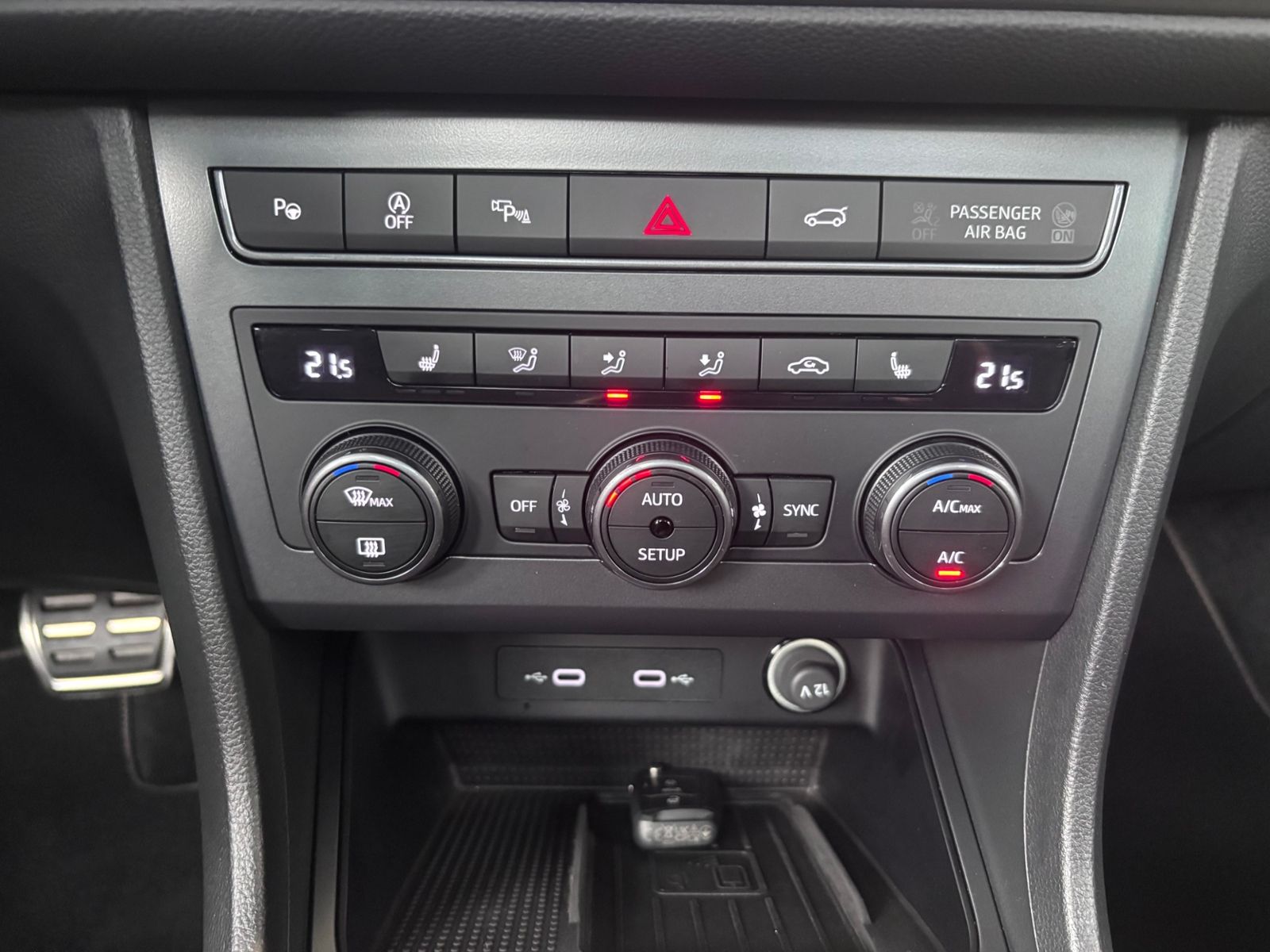 Fahrzeugabbildung CUPRA Ateca 4Drive PANO BEATS ACC LED
