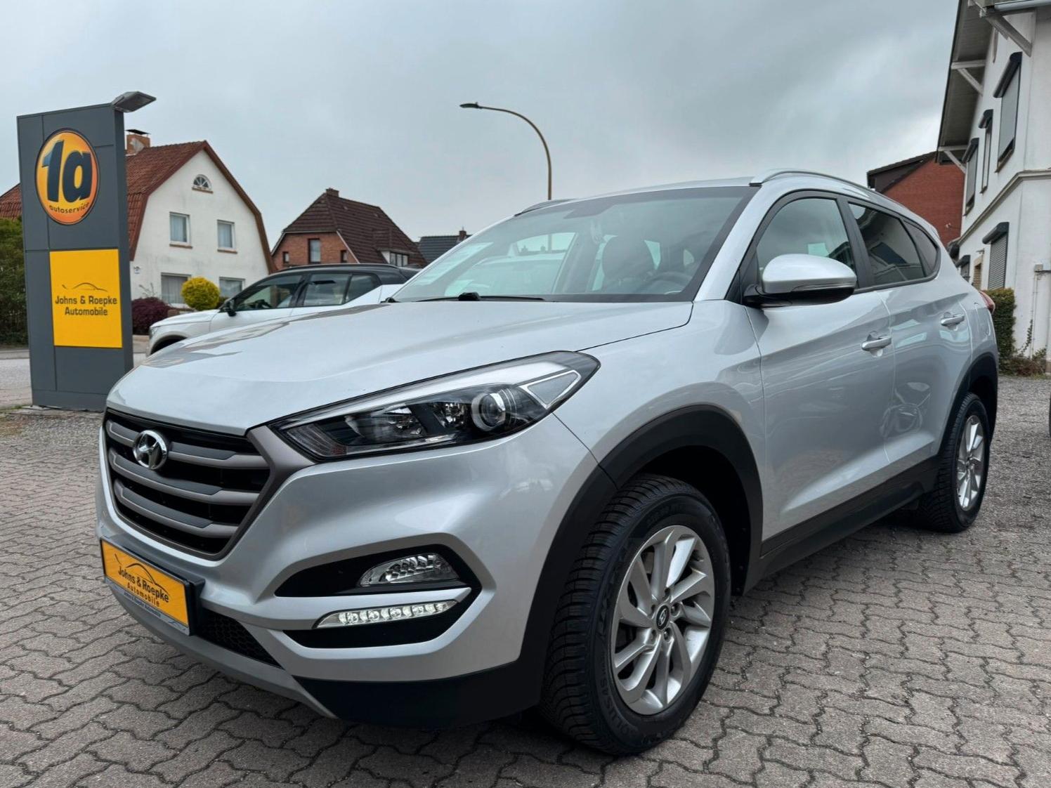 Hyundai Tucson blue Trend / ALLWETTERREIFEN / AHK