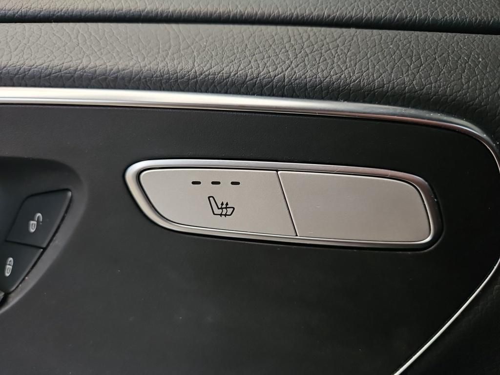 Fahrzeugabbildung Mercedes-Benz V 250 ED kompakt AMG 2,5t AHK 10''MBUX AIRMATIC