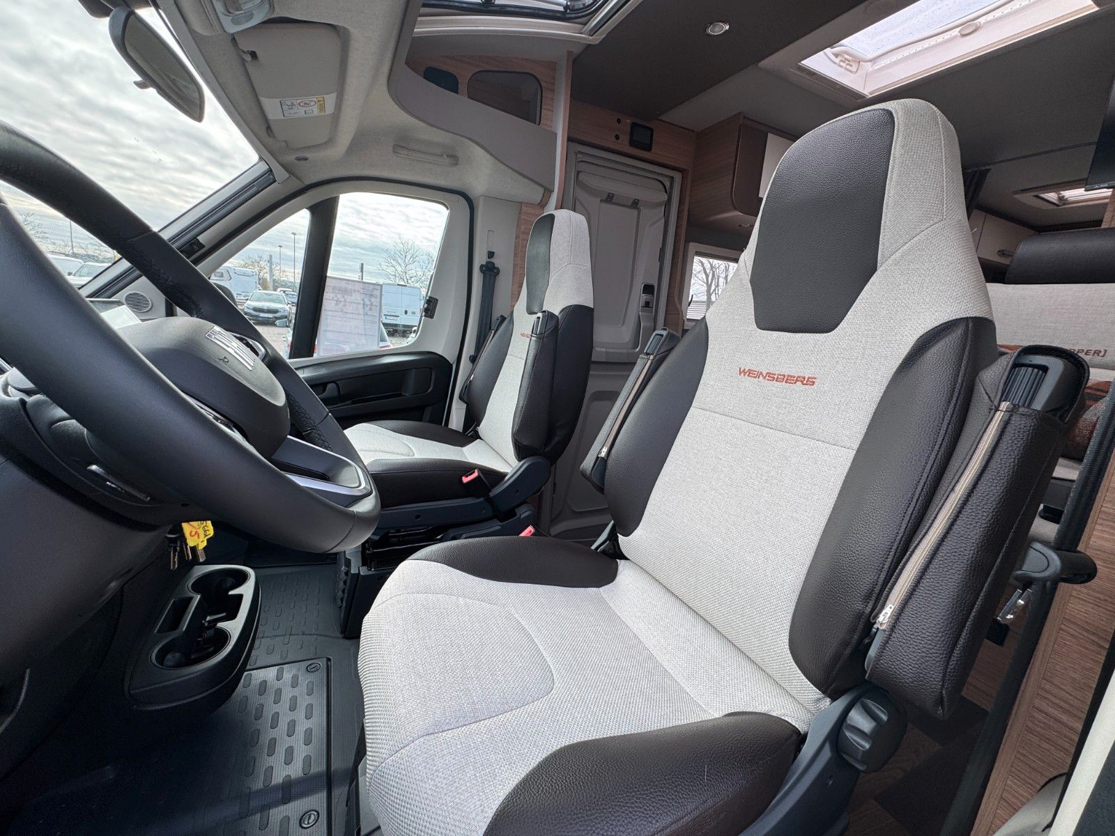 Fahrzeugabbildung Weinsberg CaraCompact 600MF PEPPER,SmartTV,TRUMA6E,uvm.
