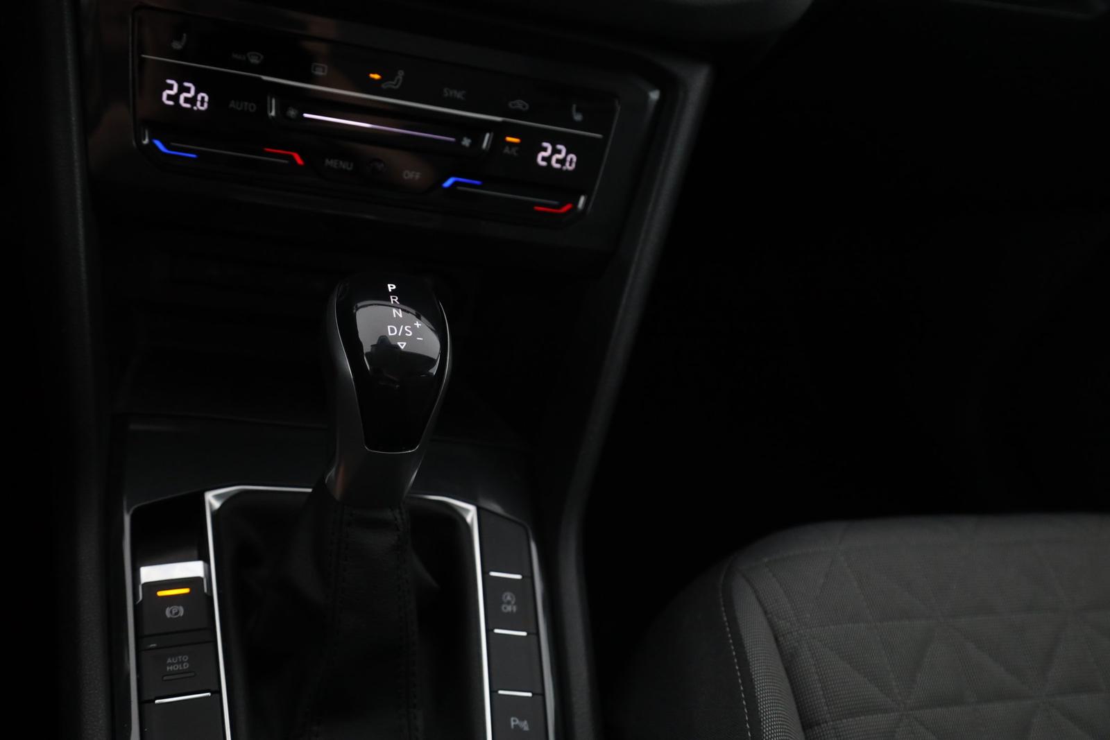 Volkswagen Tiguan 1.5 eTSI DSG Life NAVI LED AHK, миниатюра 16