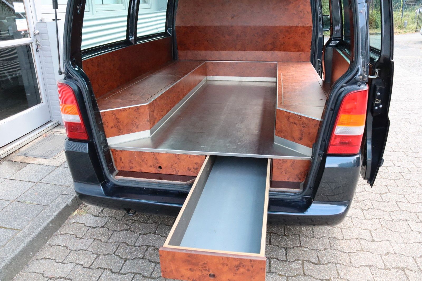 Fahrzeugabbildung Mercedes-Benz VITO 113 AUTOMATIK*KLIMA*BESTATTUNGSFAHRZEUG*TOP