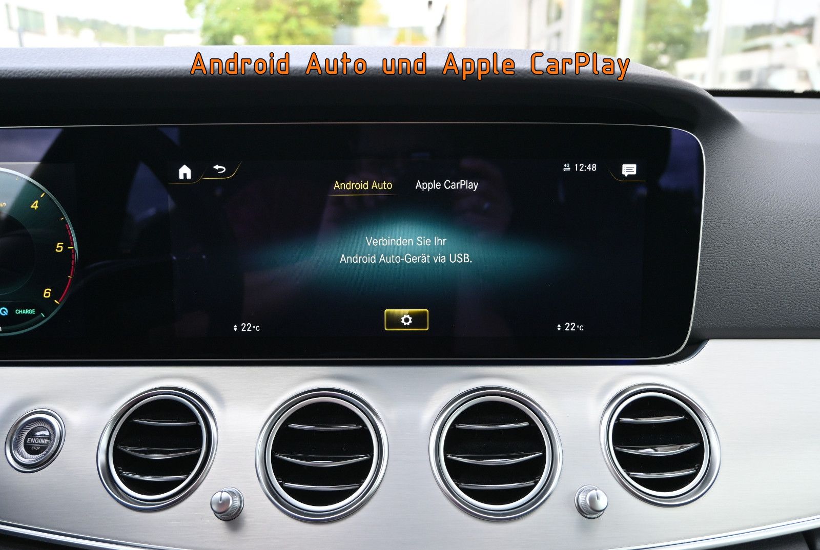 Fahrzeugabbildung Mercedes-Benz E 220 d T Avantg. °NIGHT°AHK°BURMESTER°STANDHEIZ