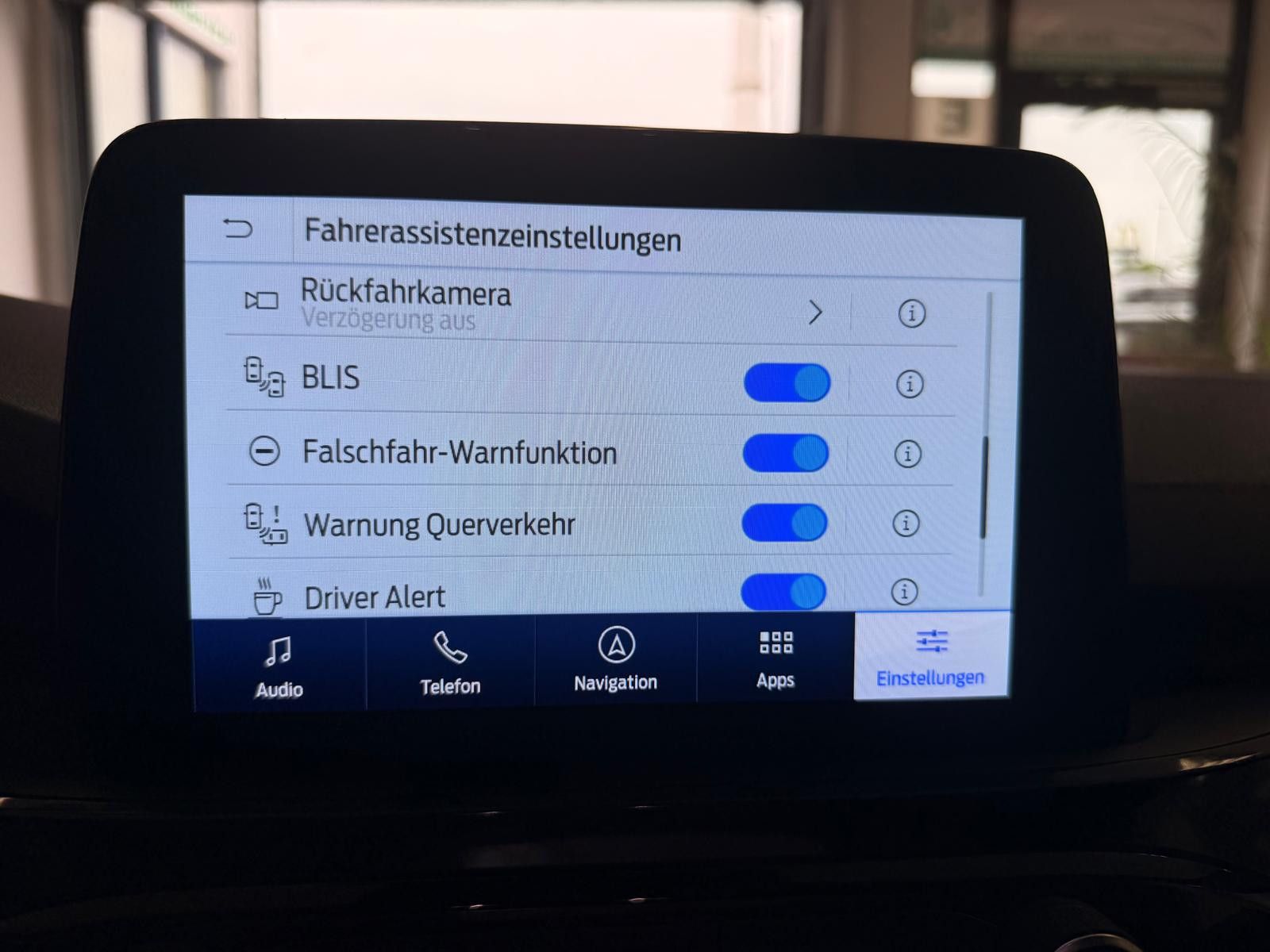 Fahrzeugabbildung Ford Kuga ST-Line X / LED / KAMERA / 25TKM