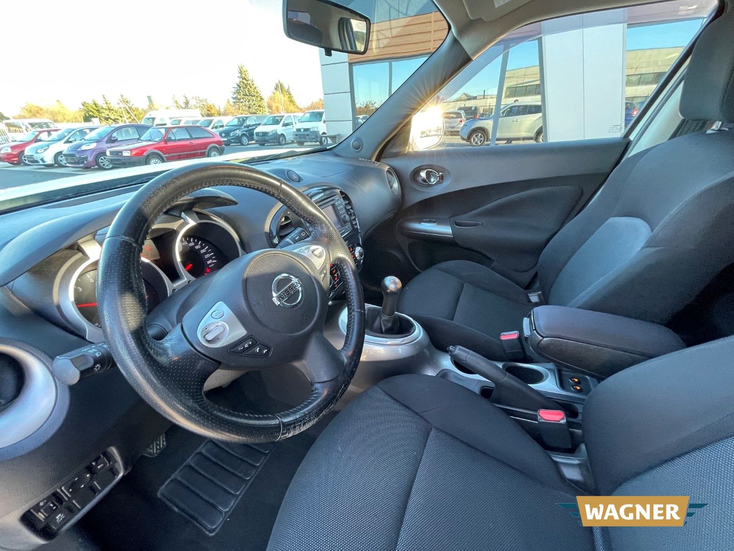 Fahrzeugabbildung Nissan Juke Acenta Rückfahrkamera leichter Frontschaden