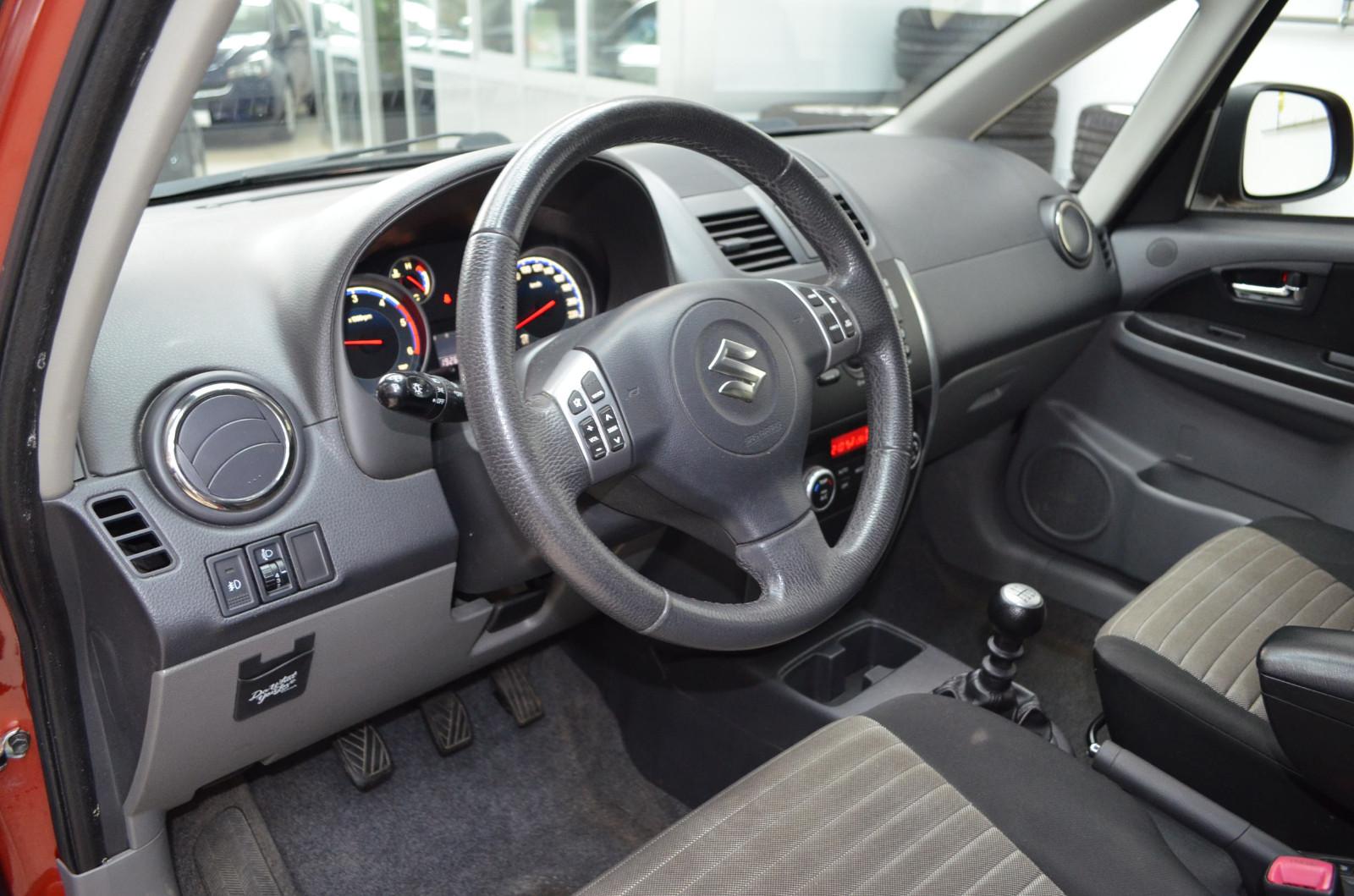 Suzuki SX4 Club 2.0 DDiS ~ 4x4 Allrad ~Klima~MFL~PDC