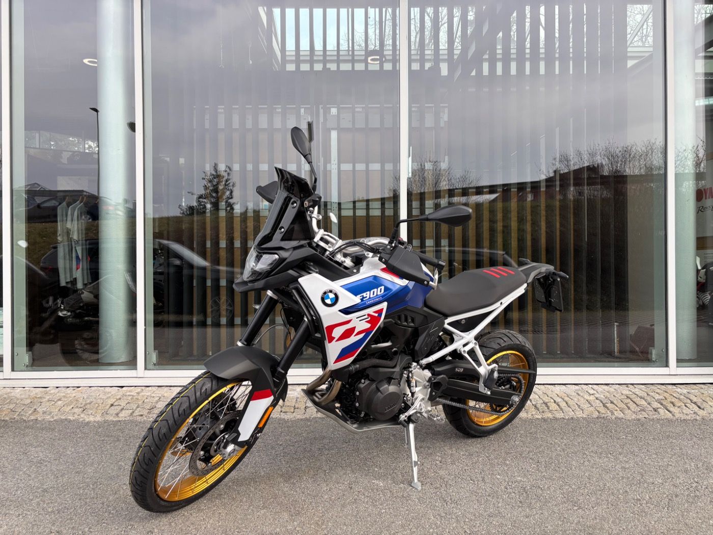 Fahrzeugabbildung BMW F 900 GS Trophy Dynamik-Paket