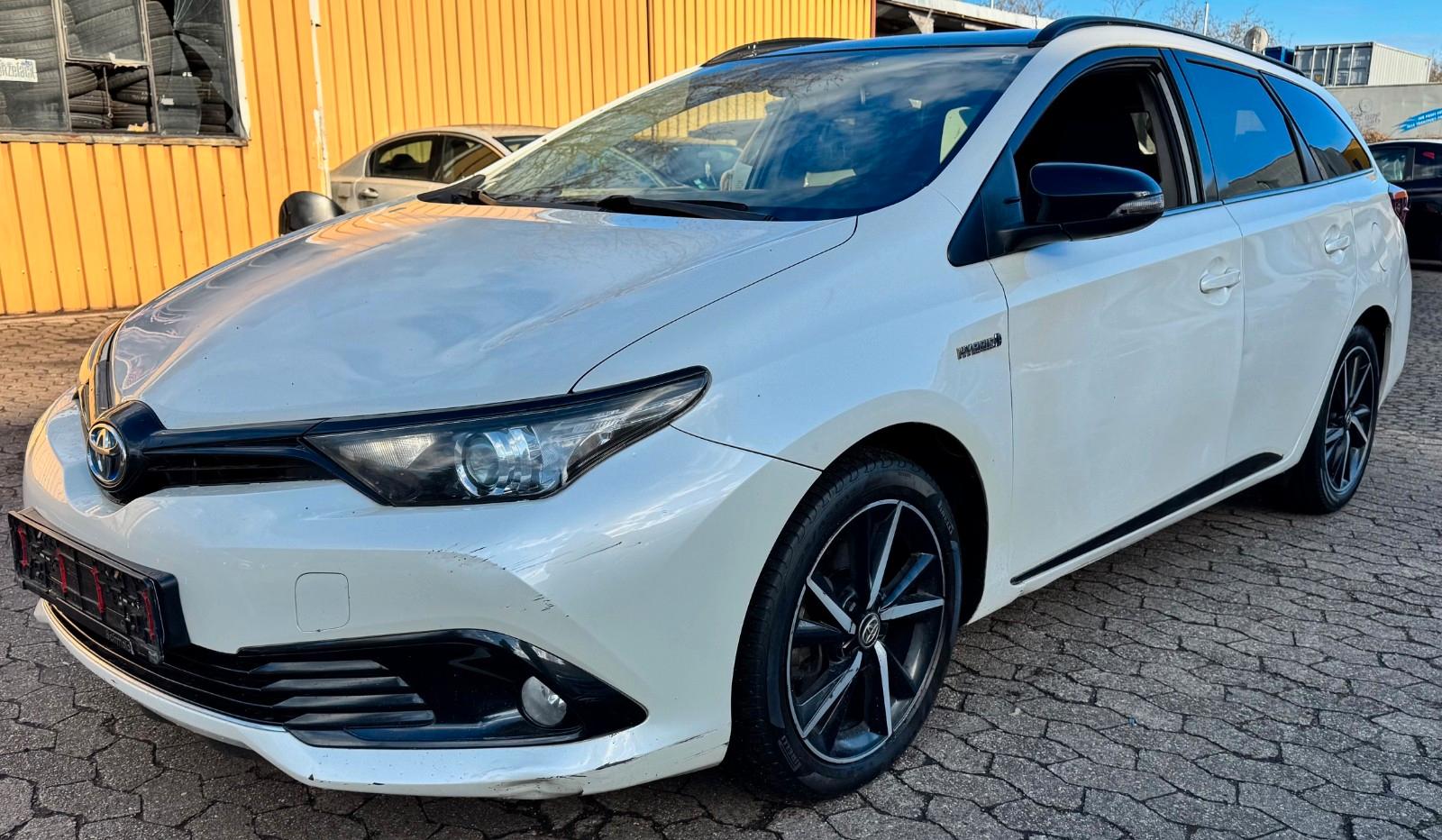 Toyota Auris Touring Hybrid