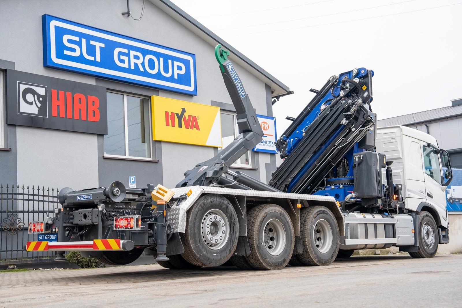 Volvo FM 500 tridem crane + hooklift