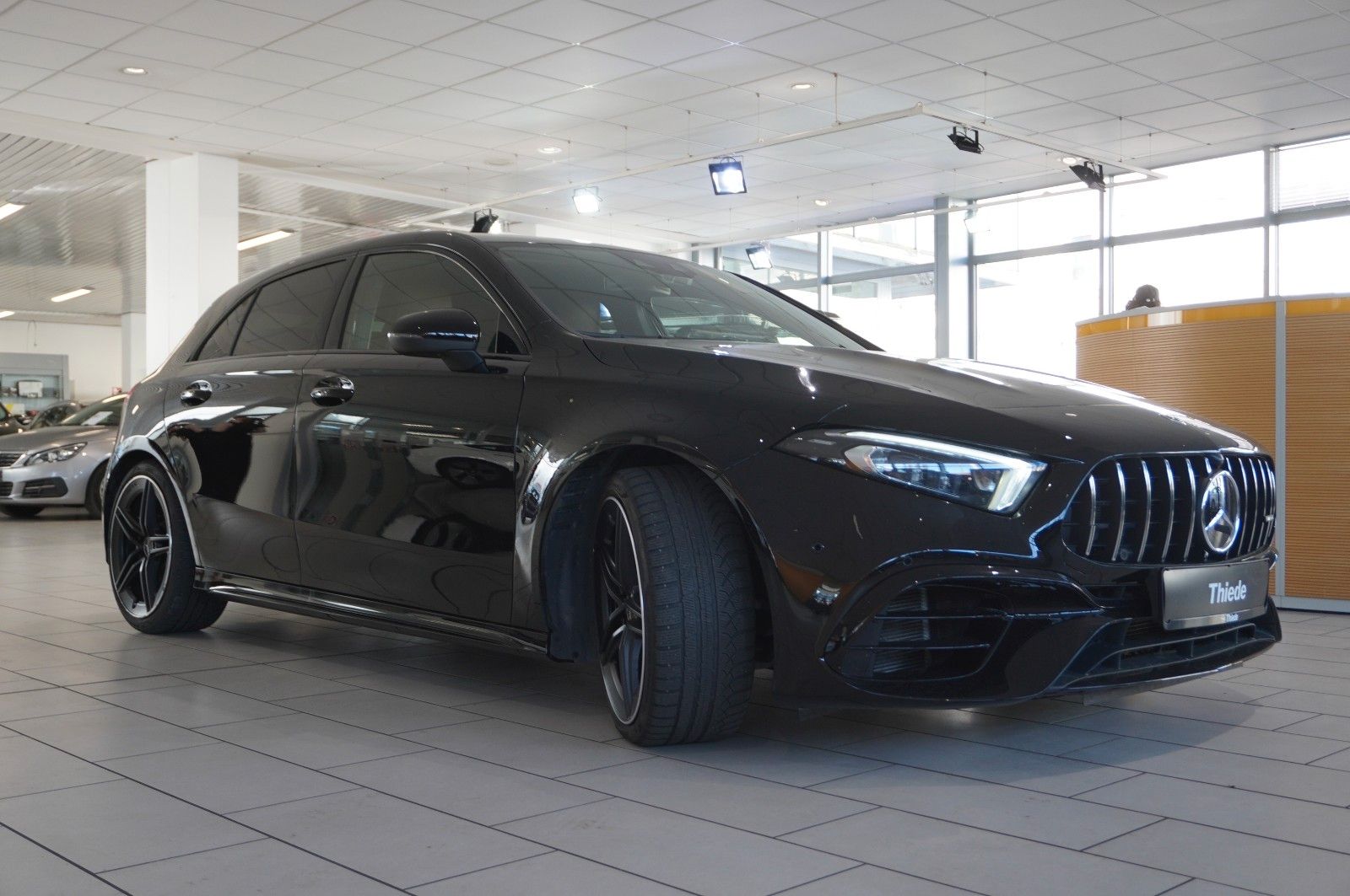 Fahrzeugabbildung Mercedes-Benz A 45 AMG 4MATIC 8G-DCT NAVI/LED/KAMERA/BURM./DAB