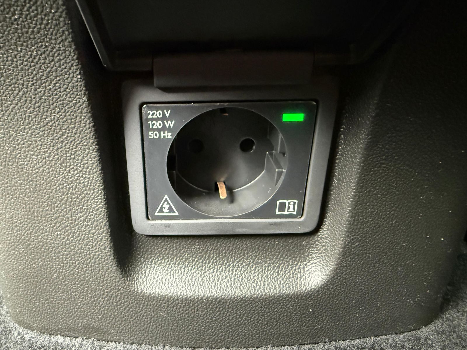 Fahrzeugabbildung Opel Grandland 2.0 CDTI Ultimate LED+LEDER+NAV+KAM360