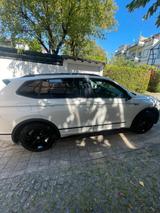 Volkswagen Tiguan Allspace R-Line Black 4Motion PANO ACC  - Volkswagen Tiguan Allspace in Gelsenkirchen
