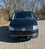 Volkswagen T6 Multivan BlueMotion Technology - Volkswagen: Multivan Bluemotion
