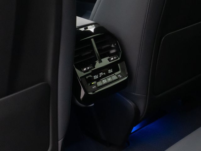 Foto Nummer 26: BMW iX
