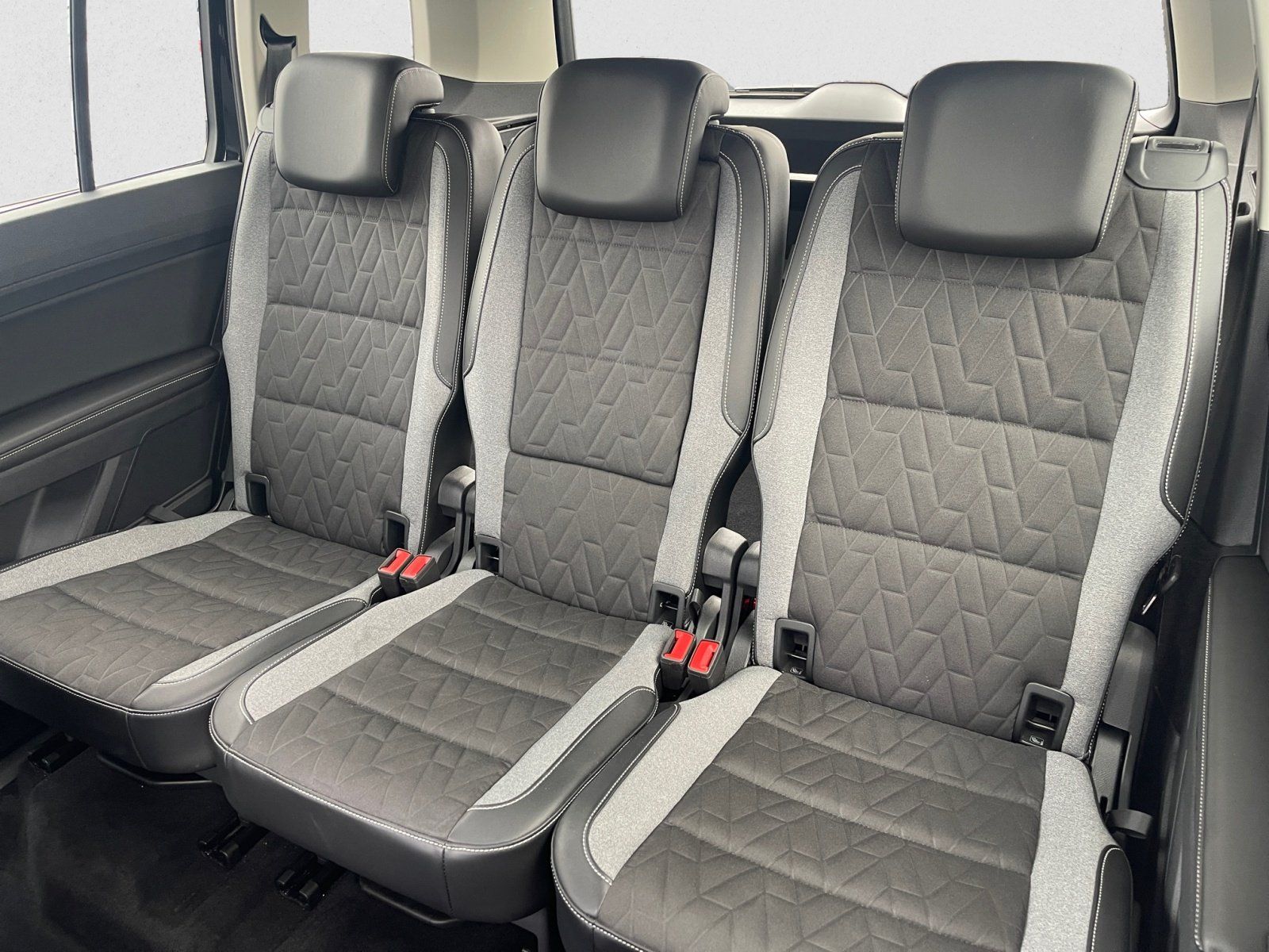 Volkswagen Touran - Bild 10