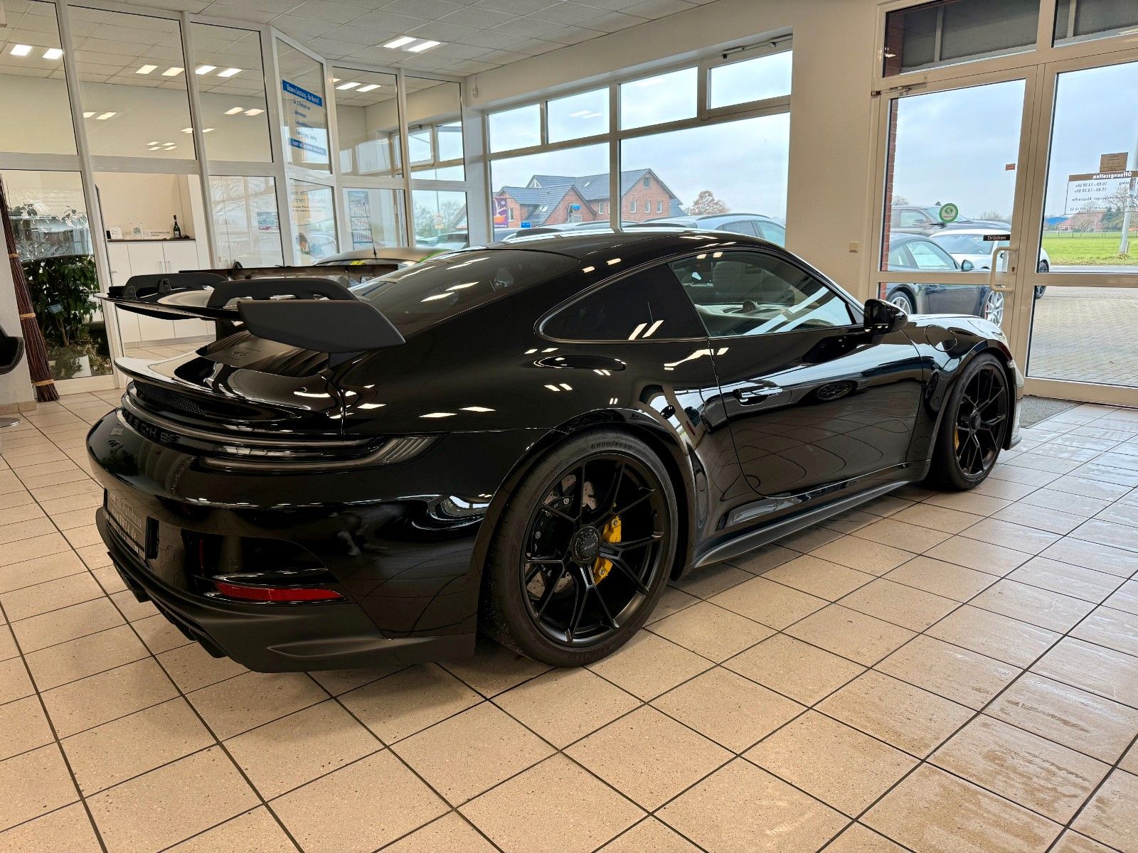Fahrzeugabbildung Porsche 911 992 GT3 Clubsport/PCCB/LIFT/APPROVED