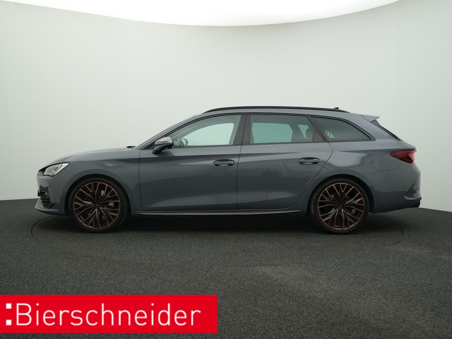 Cupra Leon Sportstourer 2.0 TSI DSG 4Dr. VZ MATRIX NAV imagem 3