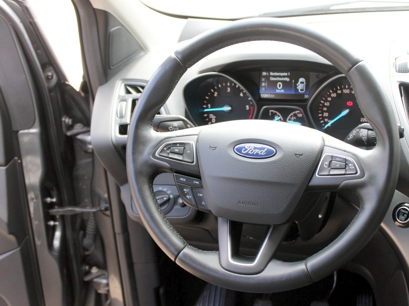 Fahrzeugabbildung Ford Kuga Cool & Connect 2,0 TDCi 4x2 Start/Stopp