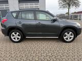 Toyota RAV 4 2.0-l-VVT-i 4x4 Executive - Toyota RAV 4: Allradantrieb, 2.0