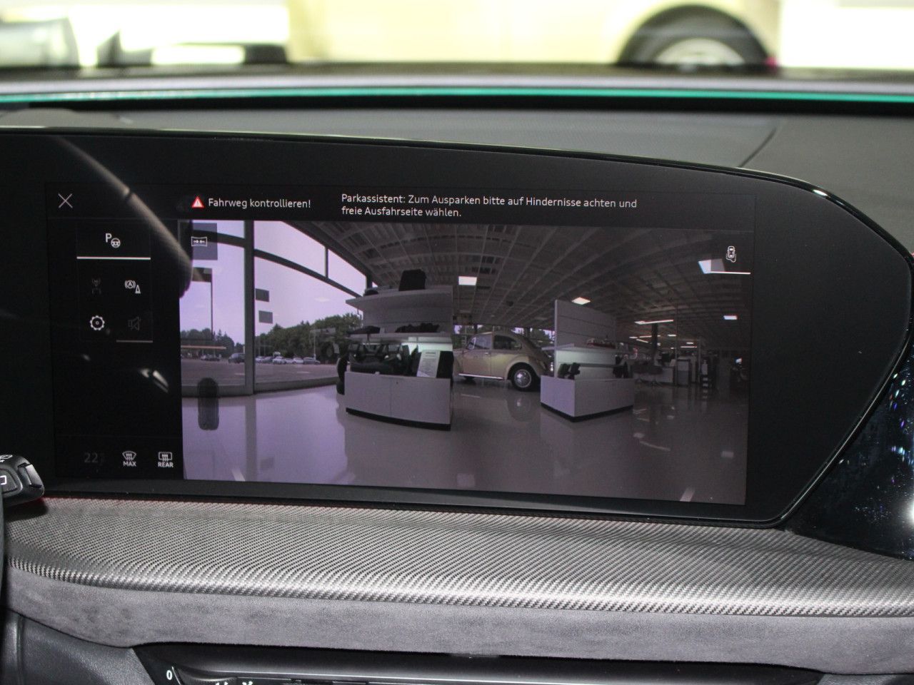 Fahrzeugabbildung Audi SQ5 TFSI quattro/AHK/St.HZ/Carbon/360