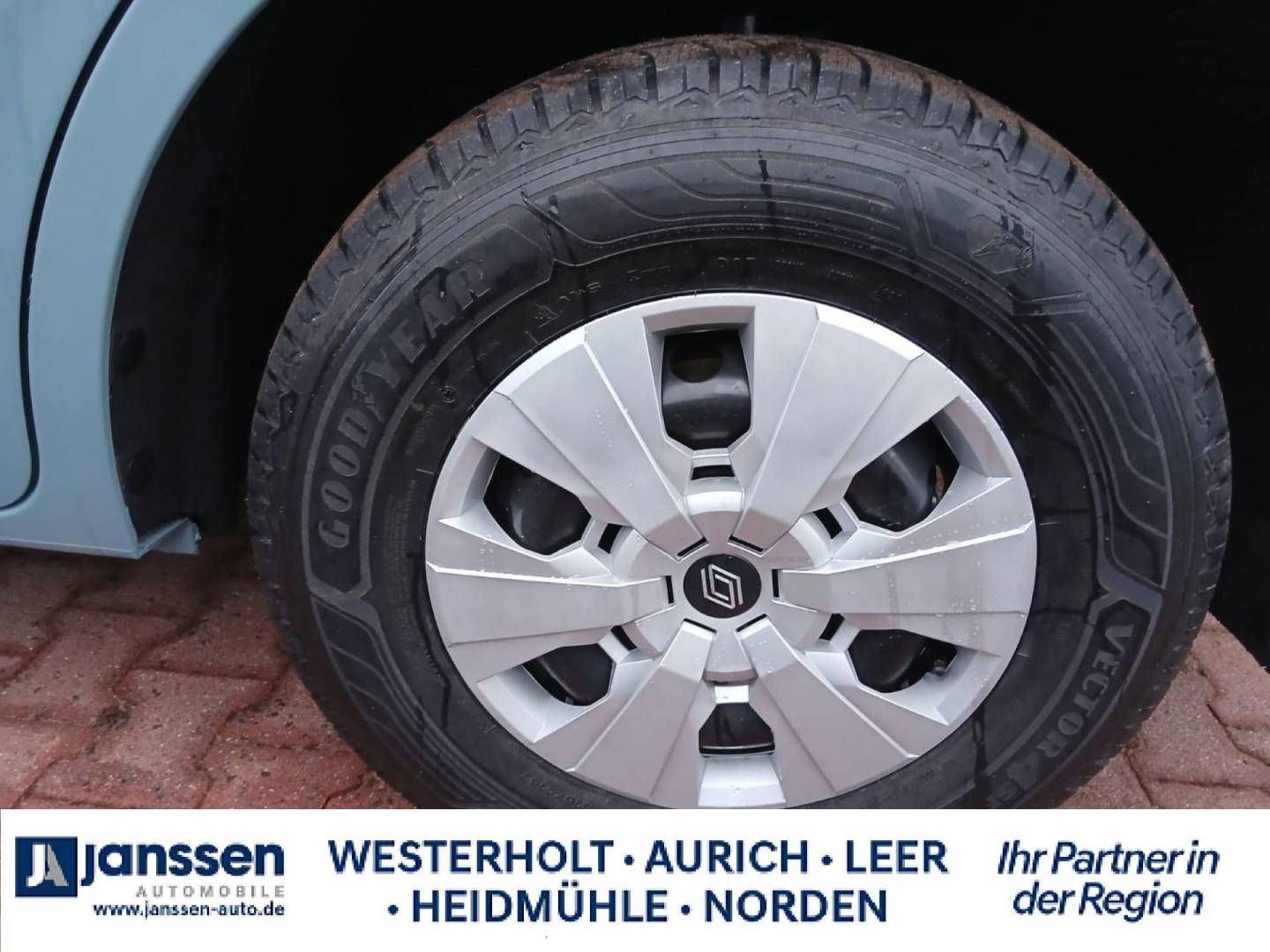 Fahrzeugabbildung Renault Master Kastenwagen FWD Kasten advance L3H2 3,5t