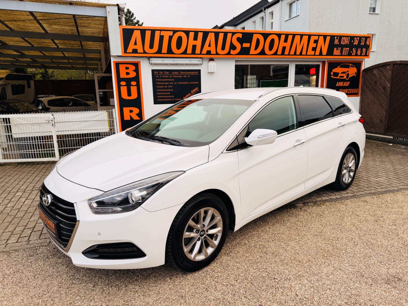 Hyundai i40 cw + 1 Hand + Scheckheft+Navi+Kamera