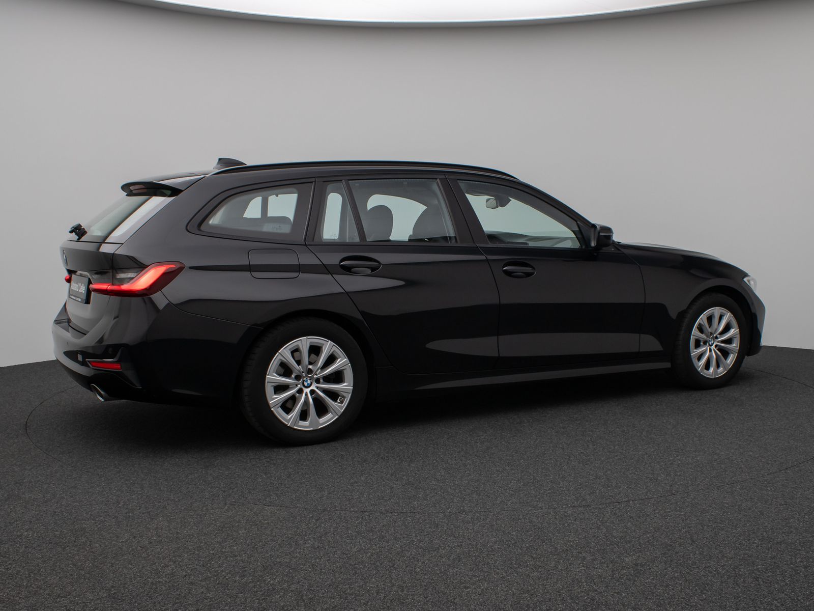 Fahrzeugabbildung BMW 320d Panorama Laser PDC HUD HiFi Komfort Alarm