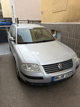 Volkswagen VW Passat 1.6 Benziner | Heilbronn - Volkswagen Passat aus 2003: Kombi