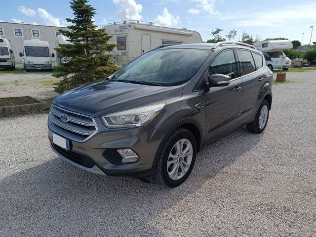 Ford Kuga 2.0 tdci Titanium s&s 2wd 150cv