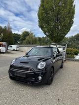MINI Cooper S F56 - schwarze Mini Coupe Serie
