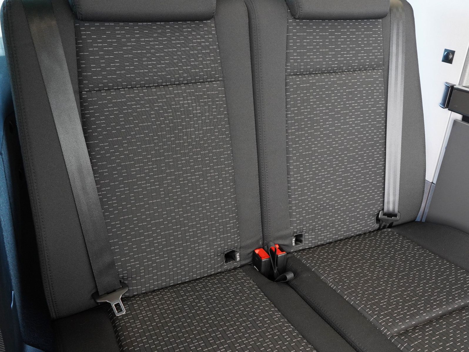 Fahrzeugabbildung Mercedes-Benz Vito Tourer 119 CDI Pro 4x4 lang PÖSSL/KÜCHE