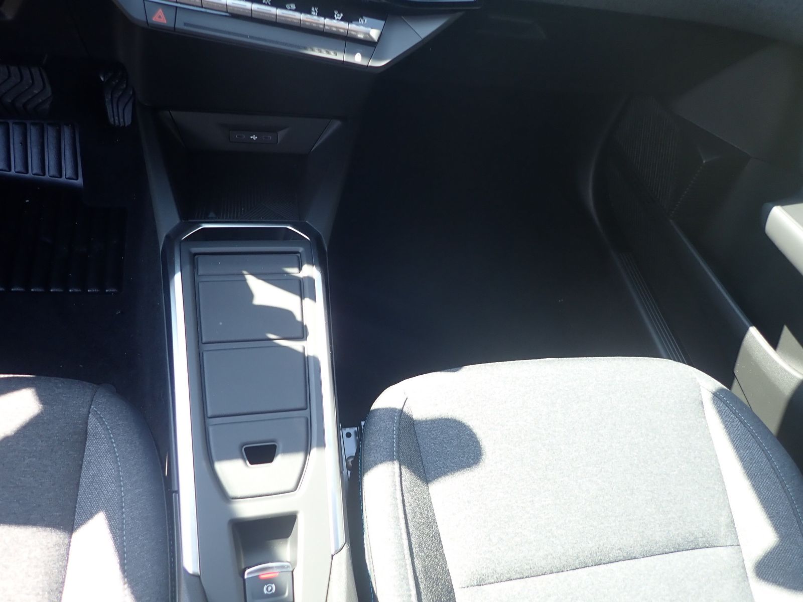 Fahrzeugabbildung Renault Clio Evolution Full Hybrid E-Tech 160