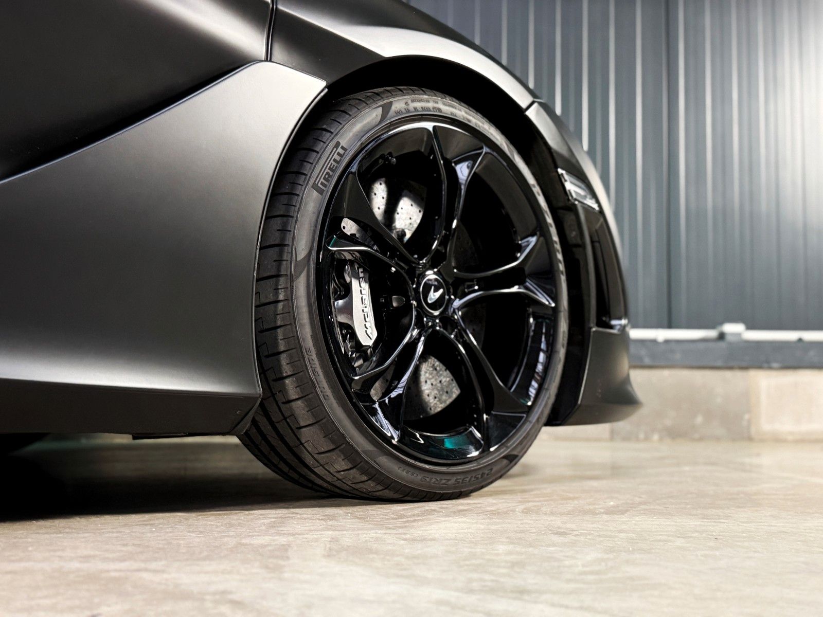 Fahrzeugabbildung McLaren 720S Spider + Scheckheft + Service Neu + Top Zus