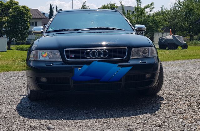 Audi S4 2.7 quattro Avant 