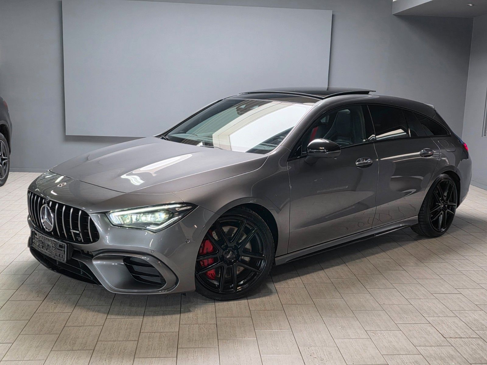 Mercedes-Benz CLA 45s Pano 360° Night Burmester