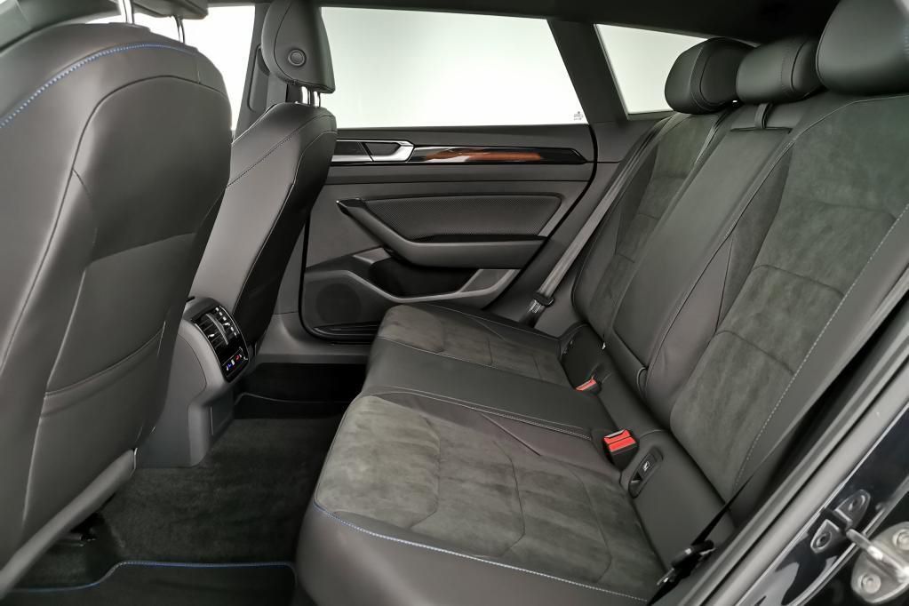 Volkswagen Arteon R Shooting Brake 4Motion 2.0 TSI PDC*RFK