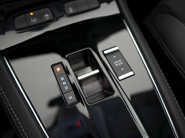 Grandland GS CDTI AT+AHK+LED MATRIX+NAVI+360 GRA