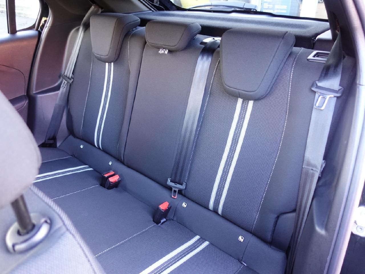 Fahrzeugabbildung Opel Corsa F 1,2 GS Automatik