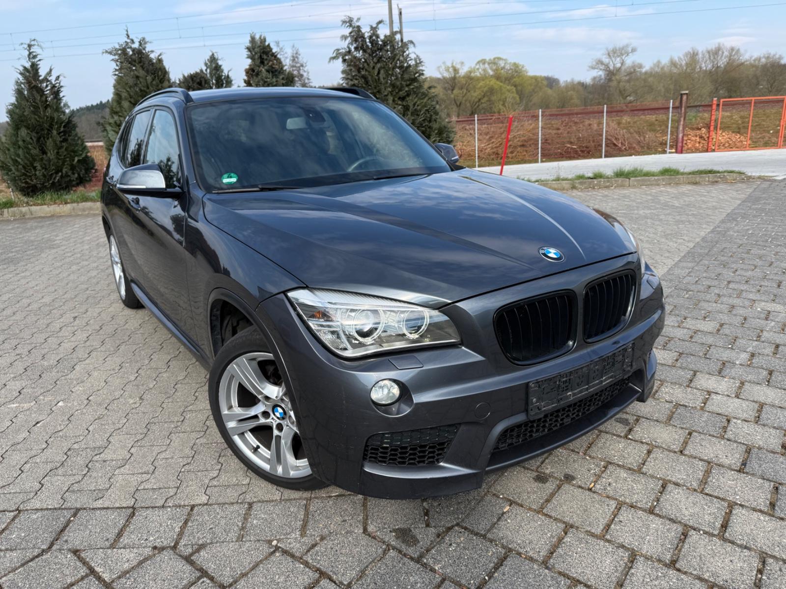 BMW X1 20 i xDrive M Paket