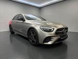 Mercedes-Benz E 450 4M AMG LINE*PANO*AIRM*KEYL*SOFTCL*MEGAVOLL - Mercedes-Benz E 450 mit Benzin-Antrieb: Limousine, Automatik