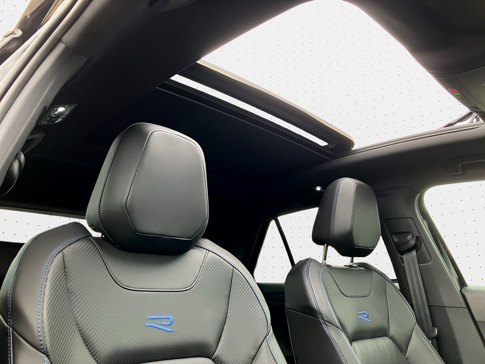 Volkswagen T-Roc - Bild 10