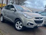 Hyundai ix35 Comfort 2WD 1.HAND NUR127.000KM AUTOMATIK - Hyundai ix35 in Kiel