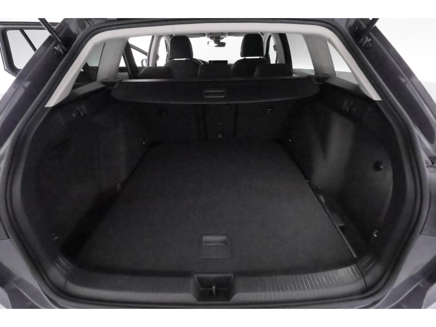 Volkswagen Golf Variant 1.5eTSI DSG Life+LED+VIRTUAL+TEMPO, миниатюра 16