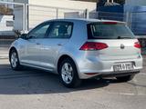 Volkswagen Golf 1.2 TSI DSG BMT Comfortline TÜV NEU + INSPE - Volkswagen Golf mit Benzin-Antrieb: 1.2