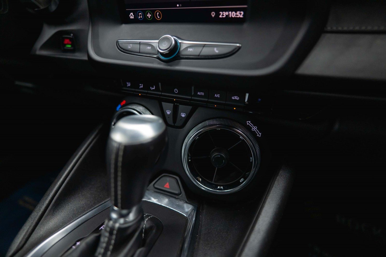 Fahrzeugabbildung Chevrolet Camaro 6.2 SS Coupe ZL1 Performance *CORSA*19%*