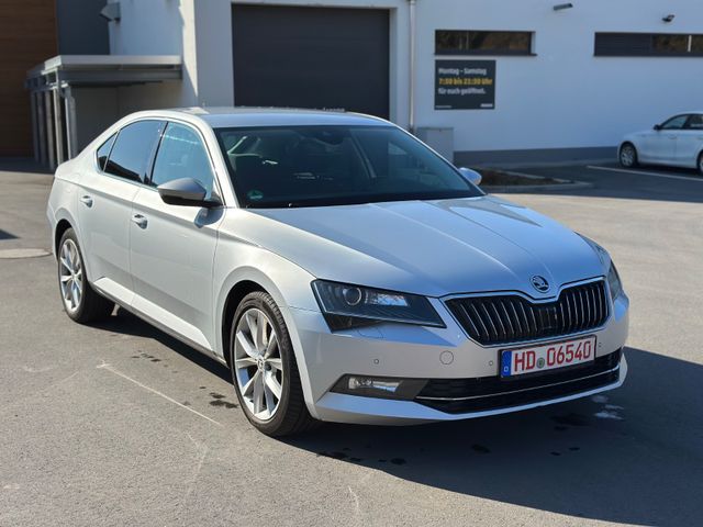 Skoda Superb Lim. Style 1 Hand NETTO Verkauf möglich