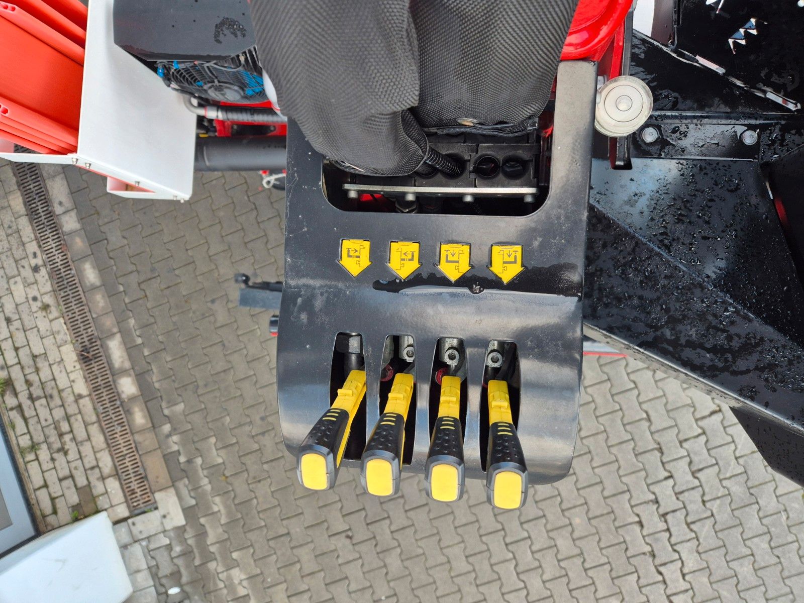 Fahrzeugabbildung MAN TGS 26.470 6x2-4 LL Baustoff Palfinger PK20.501L